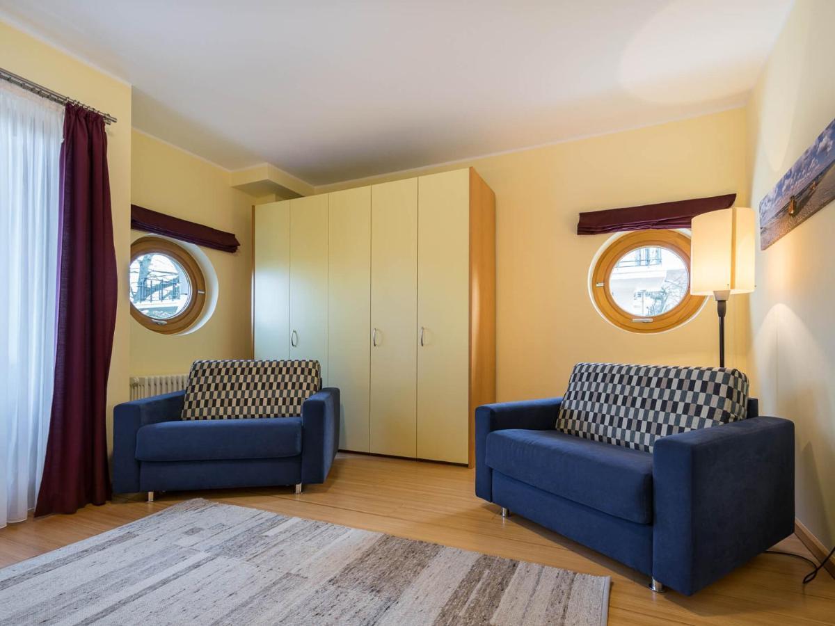 Kaiservillen Heringsdorf - Ferienwohnung Mit 1 Schlafzimmer Und Balkon Dr4 Esterno foto